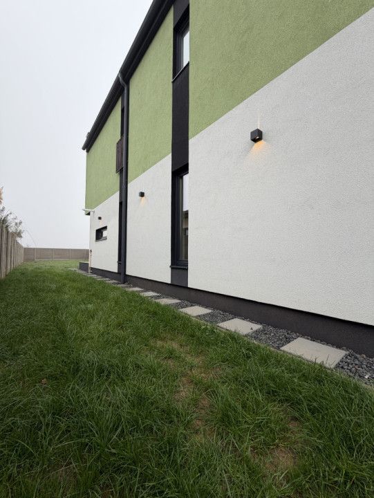 Duplex 4 camere, P+M, 100 mp utili, 330mp teren, 20mp terasa-Sag – fotografia 17 din 18