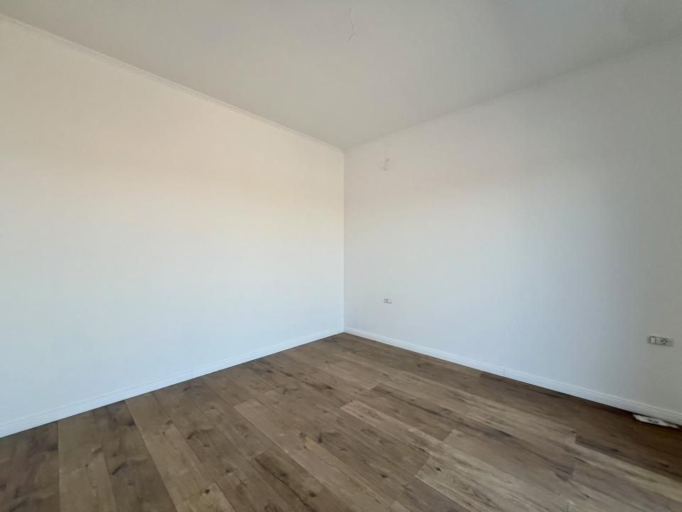 Triplex modern, 3 camere, 80 mp utili, 216 mp teren - Zona Sacalaz – fotografia 6 din 9