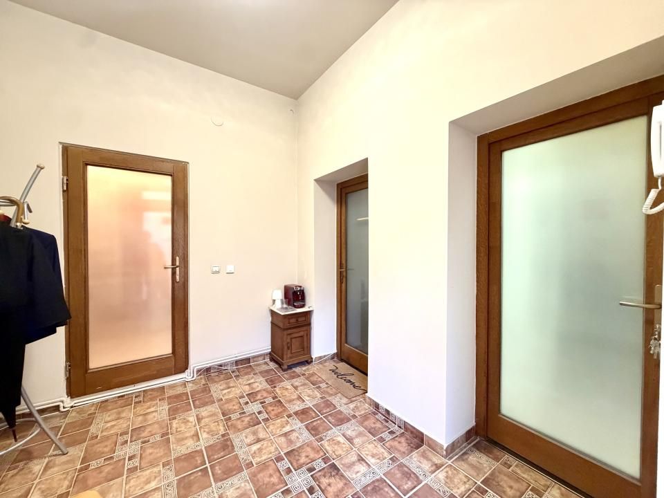DE INCHIRIAT – Spatiu de birou, 8 mp utili, locatie ultracentrala, Piata Unirii – fotografia 4 din 5