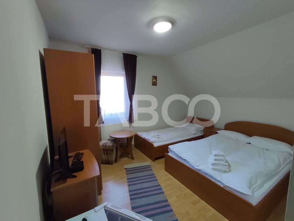 EXCLUSIVITATE Pensiune 9 camere 615 mpu 3600 mp teren in Fantanele – fotografia 20 din 35