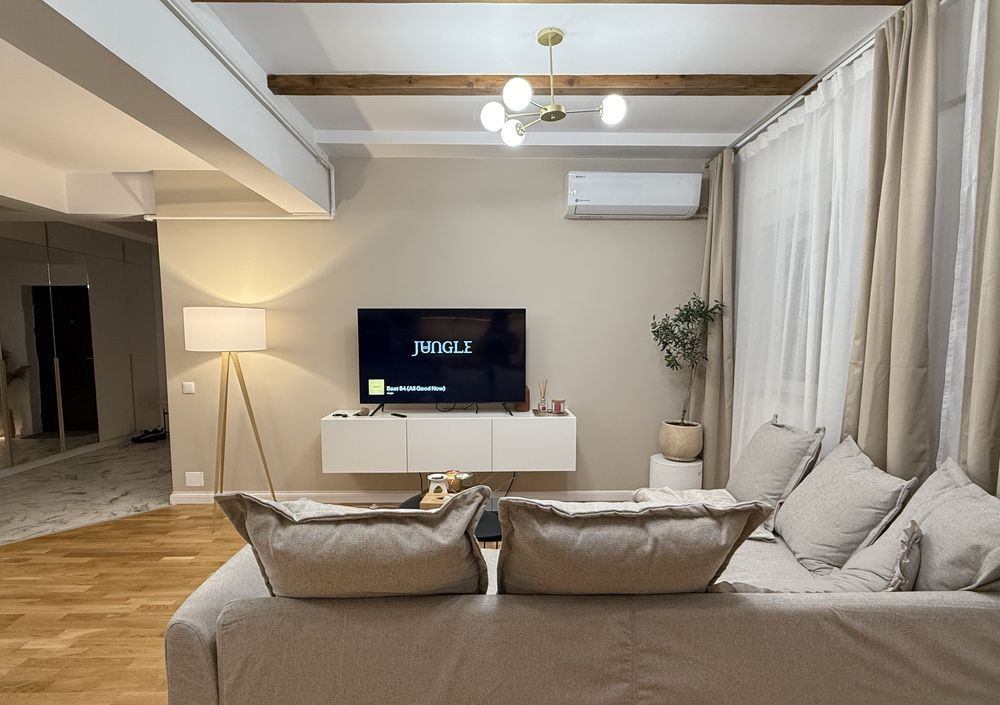 Apartament 2camere/ mobilat premium/parcare/terasa panoramica/zona Sesul de Sus! – fotografia 1 din 8