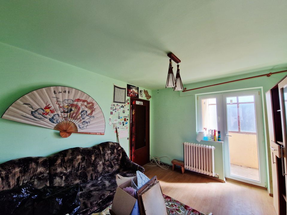 Apartament cu potential, orientare sud-est, 2 balcoane, zona Parang – fotografia 6 din 23