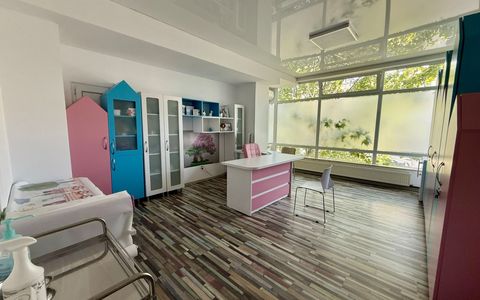 Spatiu comercial, 861.29 mp, Central, zona Ramada