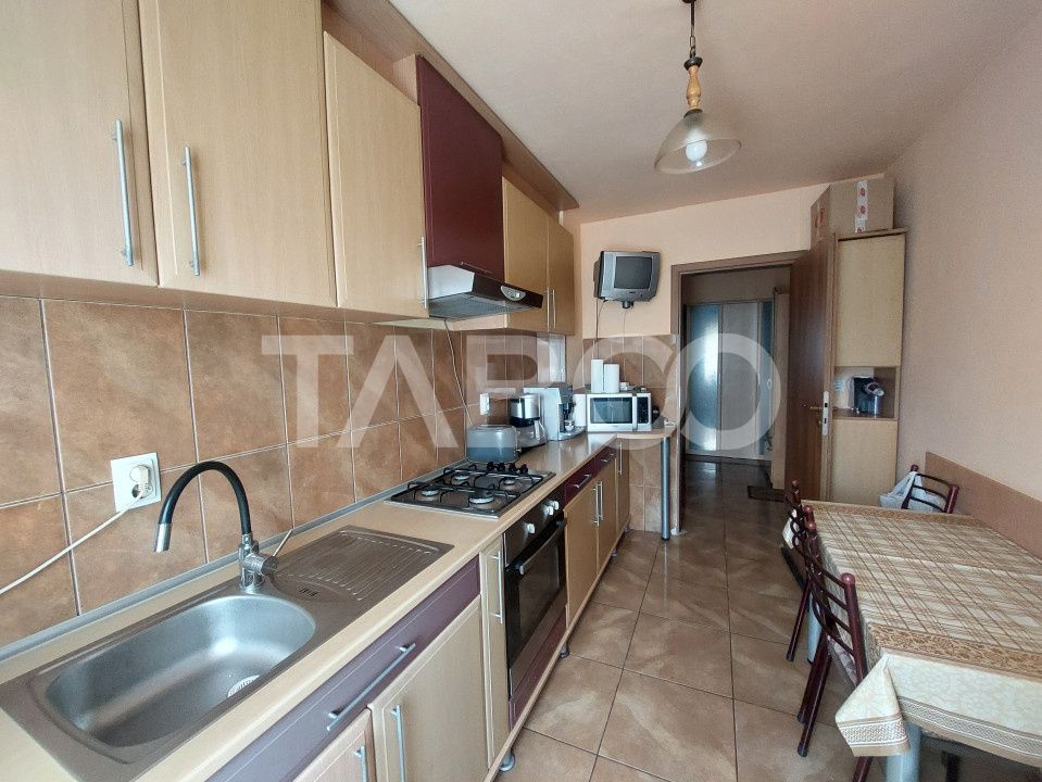 Apartament de inchiriat 3 camere 72 mp balcon Mihai Viteazul Sibiu – fotografia 5 din 12