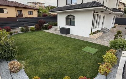 Casa individuala cu 5 camere mobilata utilata, 146 mp, teren 400 mp, Dezmir