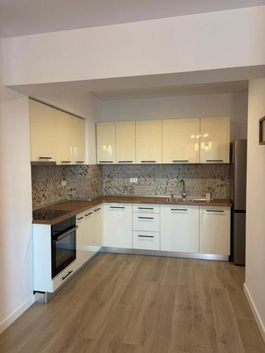 2 Camere de inchiriat | Damaroaia | Centrala | Parcare inclusa – fotografia 4 din 10
