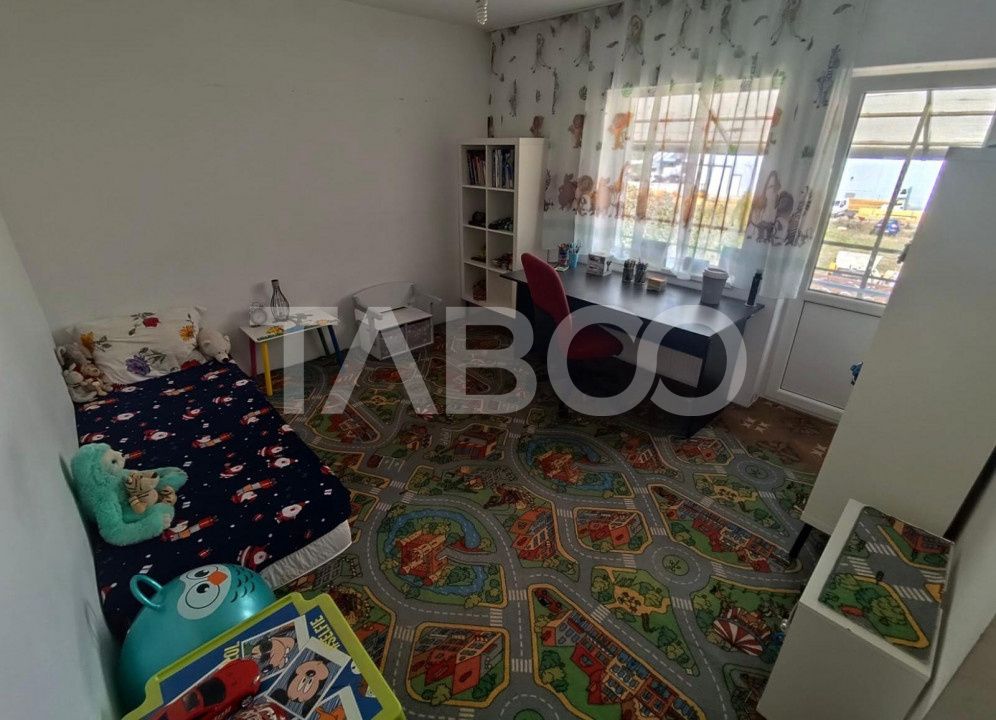 Casa de vanzare  cu garaj si curte 147 mpu in Sura Mare Sibiu – fotografia 7 din 11