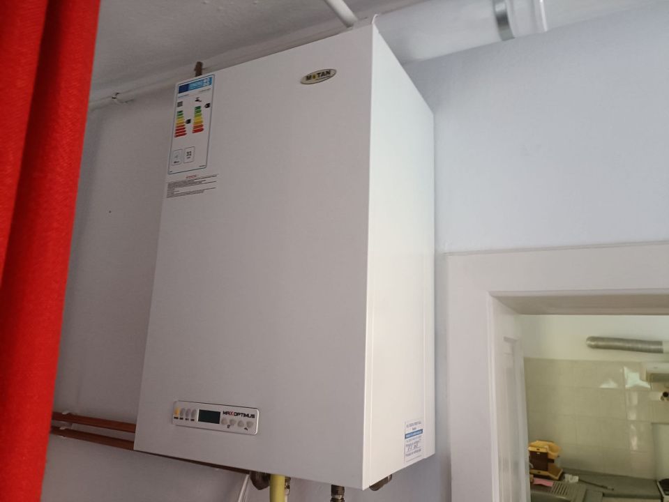 Casă vilă de vânzare în Reghin, zona centrală. – fotografia 10 din 13