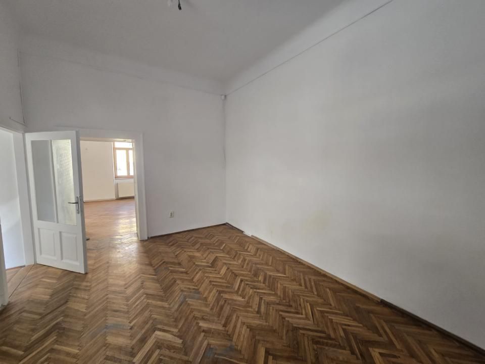 Spațiu de închiriat, 150 mp, 5 camere – central, strada Avram Iancu – fotografia 4 din 10