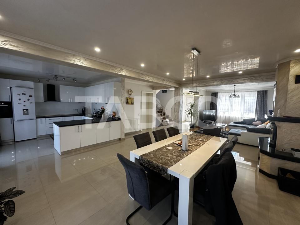 Casa individuala de vanzare 233 mpu si teren de 1000 mp in Selimbar – fotografia 2 din 13