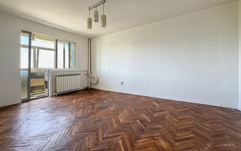 Apartament 2 camere in Constanta, Casa de Cultura, decomandat, et. 5