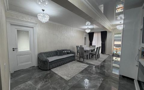 Apartament Lux 3 camere cu gradina si parcare!