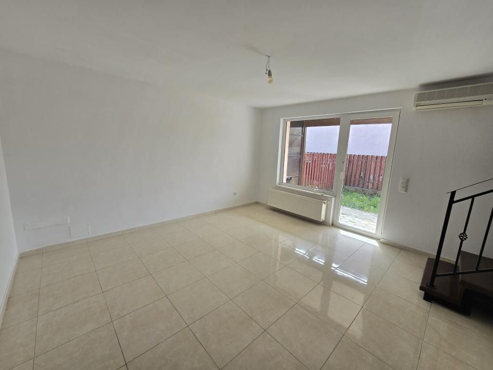 Casă înșiruită | 78 mp | zona Stadion / Someșului - Florești – fotografia 1 din 8