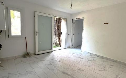 Apartament cu 2 camere ,Micro 8 ,Aleea Grivita