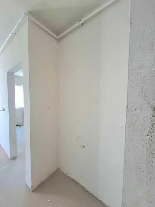 Apartament  semifinisata de vanzare 2 camere 37mp zona Floresti Terra – fotografia 4 din 8