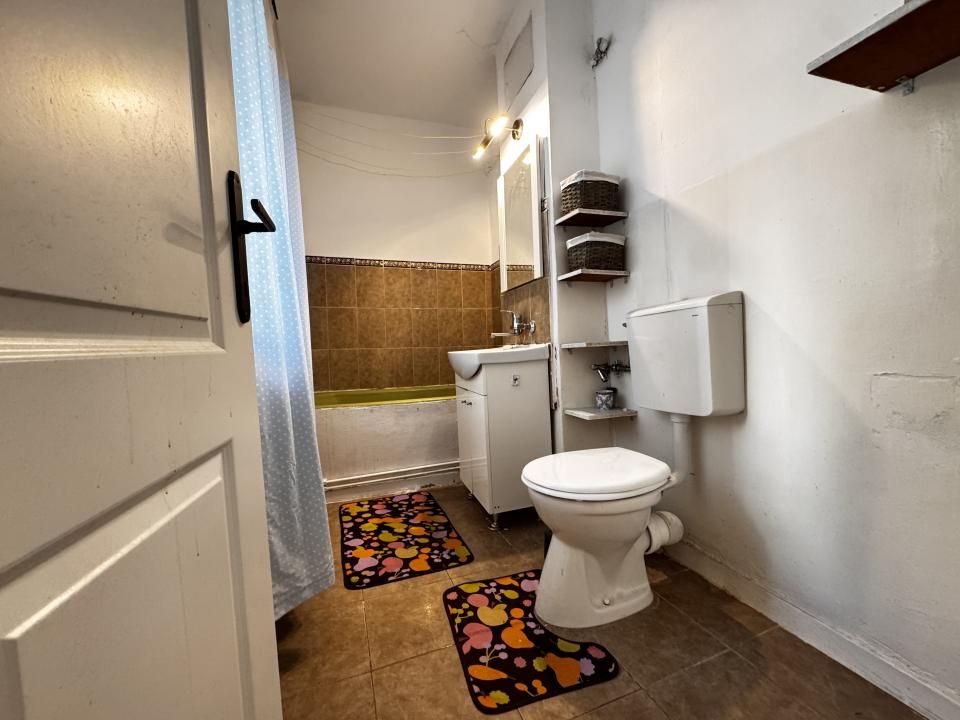 Apartament cu 2 camere si balcon | etaj 1 | Mioritei | de vanzare – fotografia 11 din 13