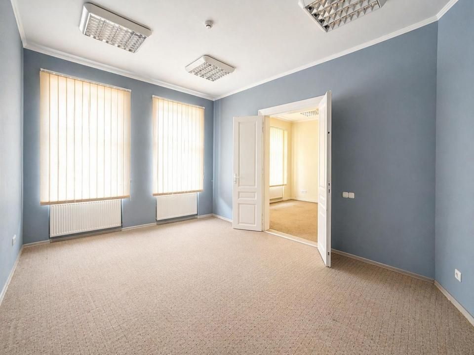 Apartament de vanzare in Oradea, 115 mp,ultracentral , 5 minute de Piata Unirii – fotografia 3 din 12