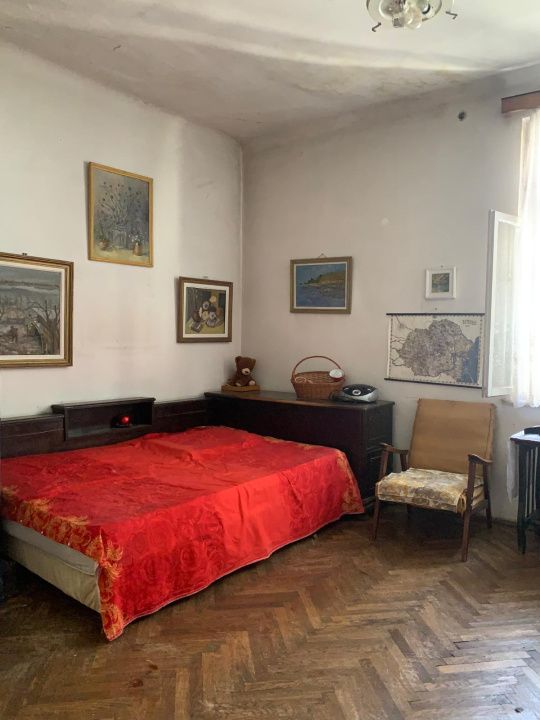De vanzare 2 camere in vila interbelica, curte comuna zona Armeneasca – fotografia 14 din 16