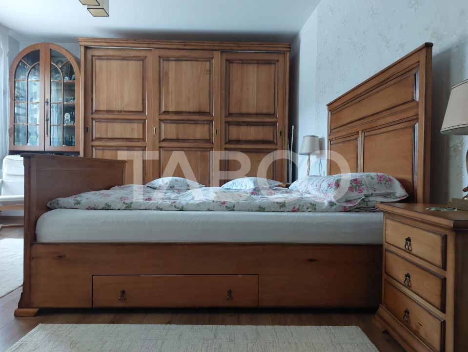 Casa 109 mp 4 camere pivnita terasa loc parcare curte comuna Cisnadie – fotografia 17 din 24