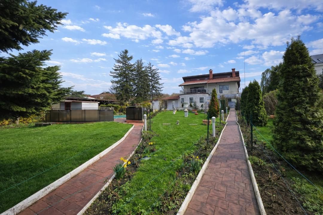 Refugiu exclusivist pe malul lacului Snagov – proprietate rară – fotografia 12 din 21