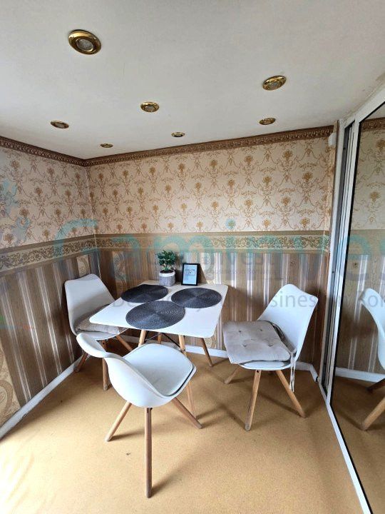 Apartament de inchiriat cu 3 camere, ultracentral, Oradea, Bihor – fotografia 8 din 11