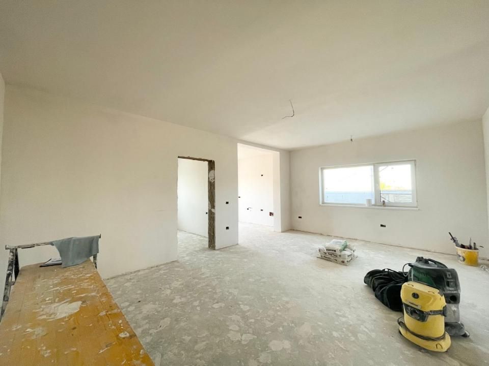 Duplex 3 camere mansardabil - Mosnita Noua – fotografia 3 din 11