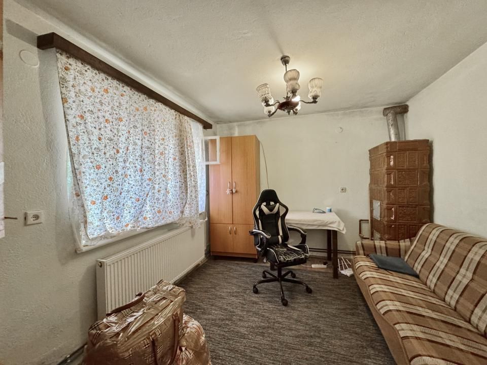 Casă de vânzare în Cisnădie, 6 camere, 161 mp utili, teren 1000 mp – fotografia 8 din 19
