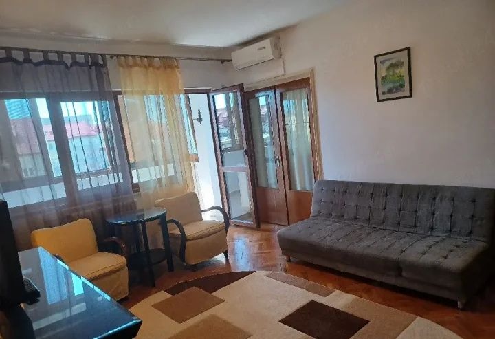 3 Camere de inchiriat | Calea Calarasilor | Parcare | Utilat&Mobilat | – fotografia 2 din 9