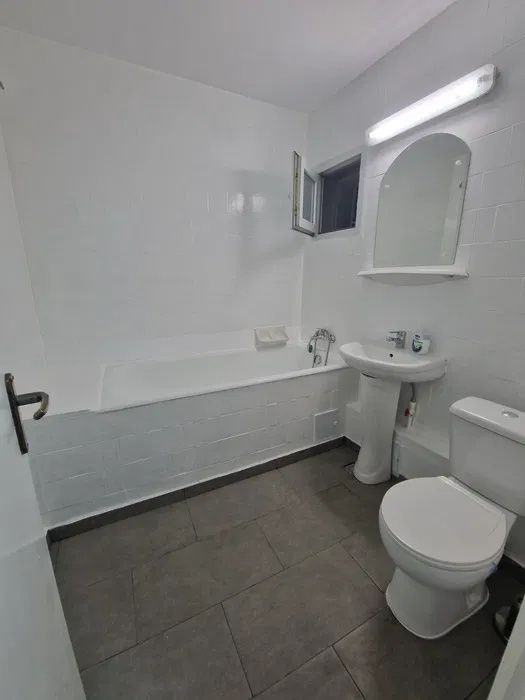 3 Camere de inchiriat | Basarabia | Proximitate Metrou | Centrala | – fotografia 6 din 6