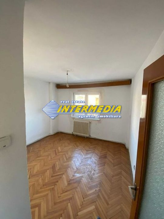 APARTAMENT 3 CAMERE I DECOMANDAT I CETATE I 75 MP I ZONA MERCUR I – fotografia 7 din 8