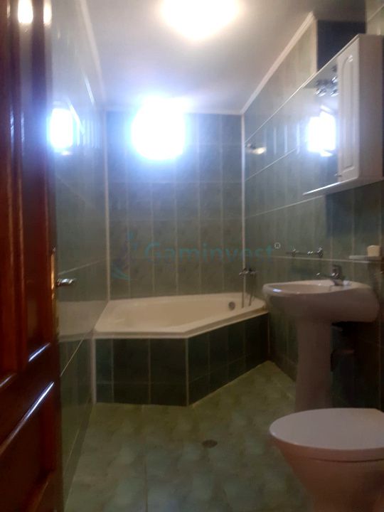 Casa de inchiriat in Oradea, pentru echipe de muncitori 420 mp utili, Velenta – fotografia 5 din 18