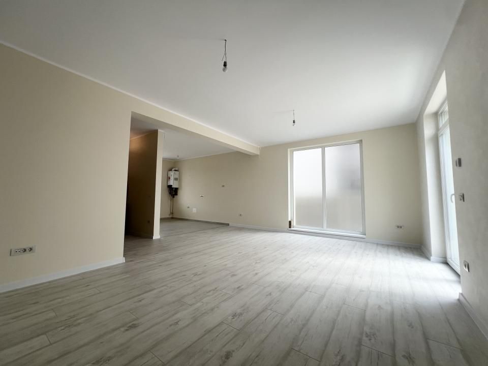 Duplex elegant, 4 camere, 97 mp utili, 270 mp teren - Giroc – fotografia 1 din 13