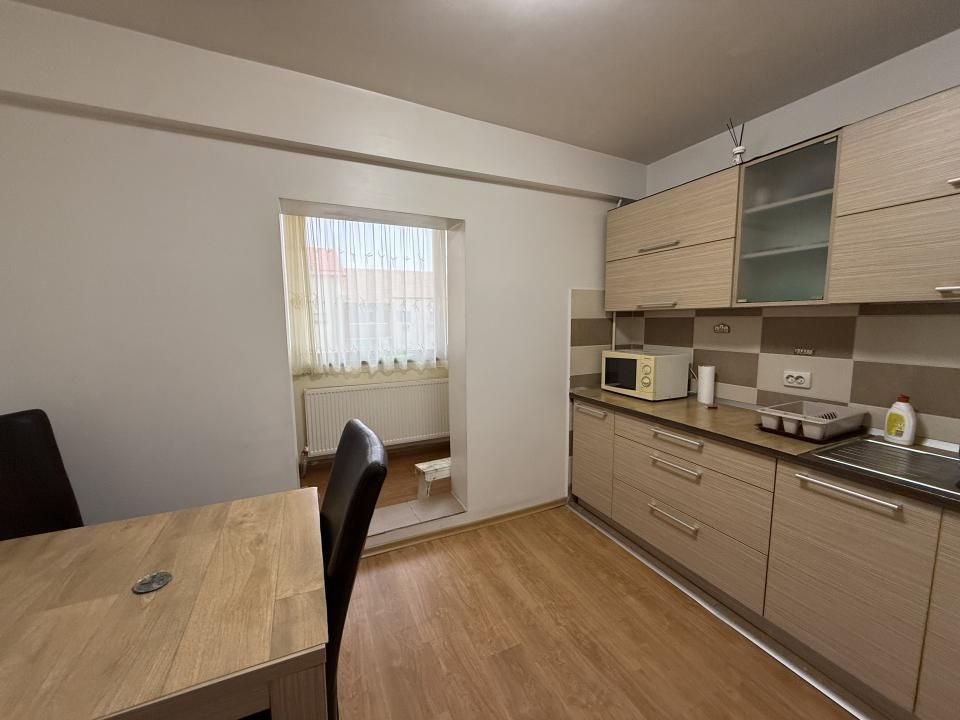Apartament cu 3 camere, decomandat, 65 mp utili, etaj 4 cu acoperis - Soarelui – fotografia 6 din 11