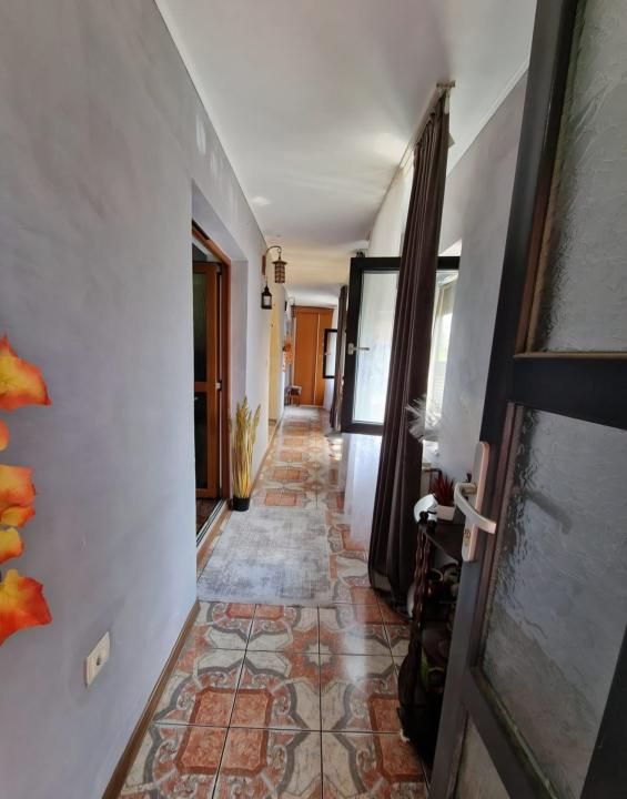 Casă Spațioasă 190 mp + Spațiu Comercial – Mircea Vodă, Dâmbovița – fotografia 19 din 19