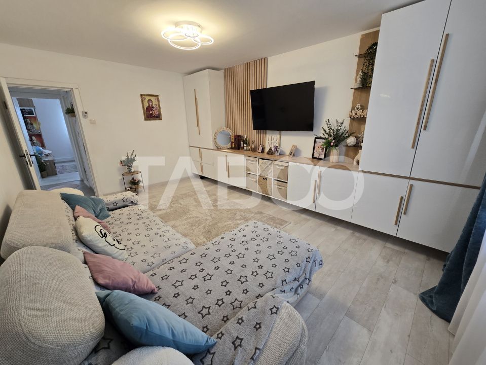 Apartament decomandat de vanzare mobilat pivnita Vasile Aaron Sibiu – fotografia 11 din 17