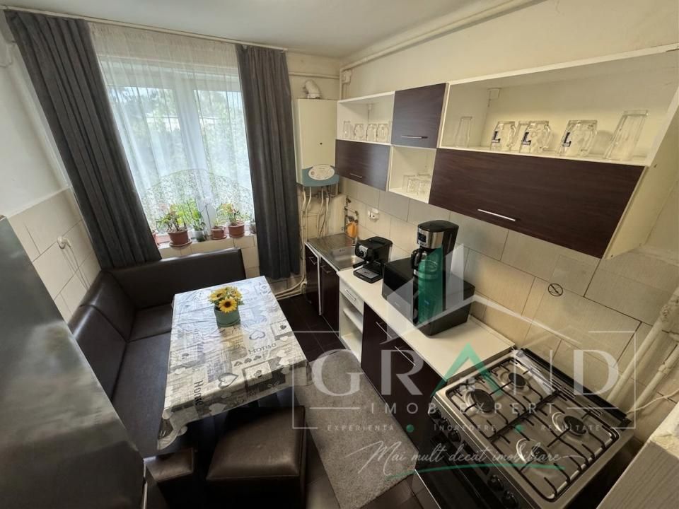 Ap 2 camere | balcon – zona semicentrală / Piața Abator – fotografia 1 din 17