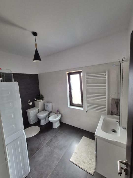 Casă individuală cu 3 dormitoare, mobilată– Valea Lupului, Iași – fotografia 9 din 23