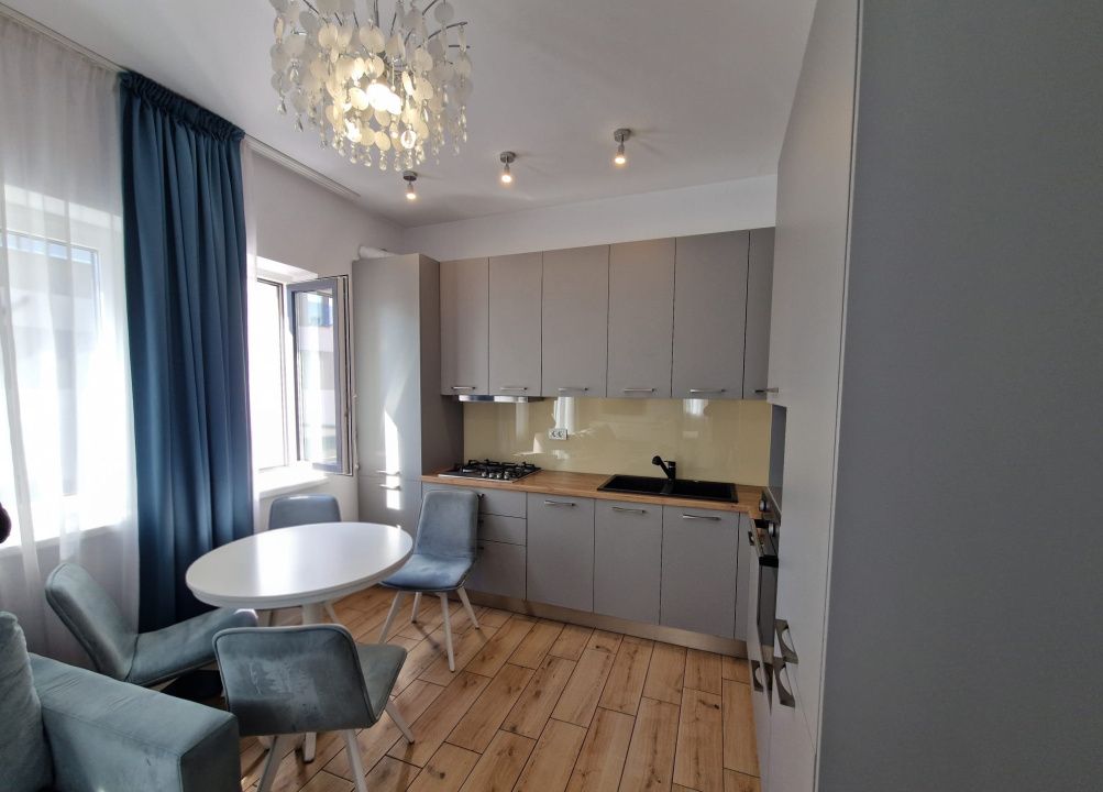 Apartament modern cu 3 camere in Dambul Rotund – fotografia 9 din 14