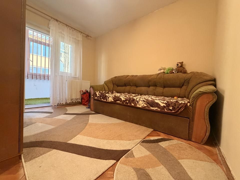 Apartament 3 camere, semidecomandat, 55 mp utili, mobilat, etaj 3 -Girocului – fotografia 3 din 10