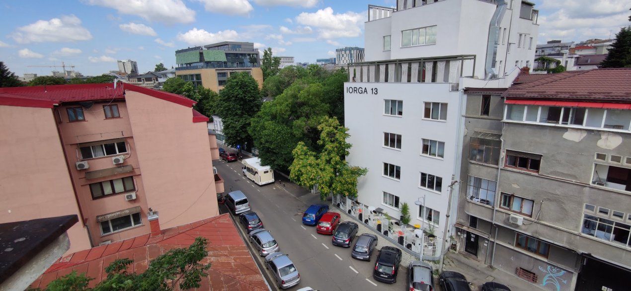 Vanzare apartament 4 camere Iorga – fotografia 5 din 18