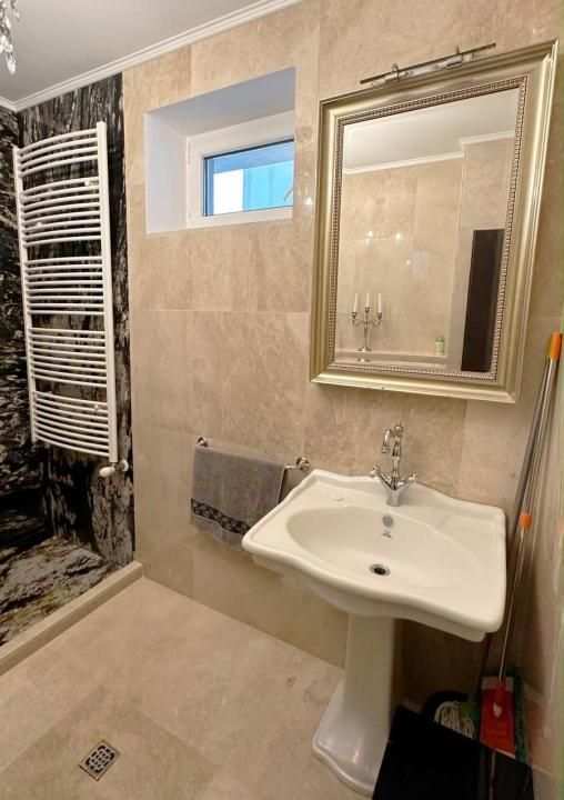 APART. 3 CAMERE HERĂSTRĂU | ARON COTRUȘ | 138 MP | 3 BALCOANE | PARCARE + BOXĂ – fotografia 9 din 17