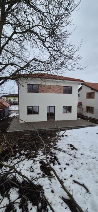 Casă individuală modernă în Dezmir, la doar 8 km de Cluj-Napoca – fotografia 3 din 11