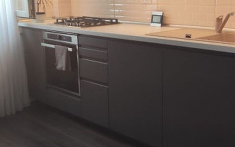 Apartament 3 camere - 66 mp -2 Bai-2 Balcoane -An 1982-Chisinau-Mega Mall