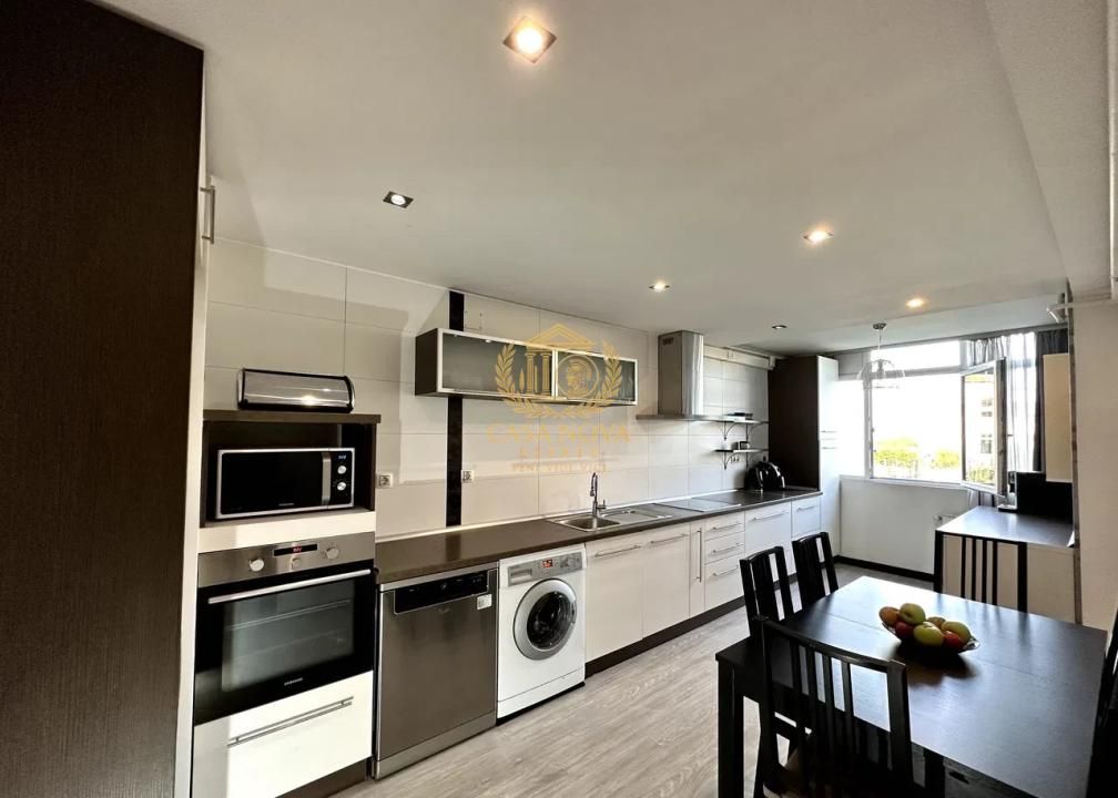 Apartament 2 camere 76mp, balcon, parcare, etaj intermediar, Europa – fotografia 3 din 8