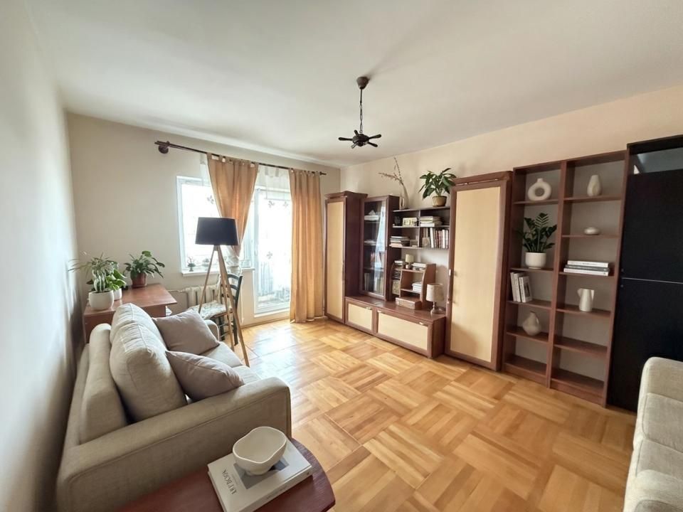 Apartament cu 2 camere, etaj 2 - Bucovina – fotografia 1 din 6