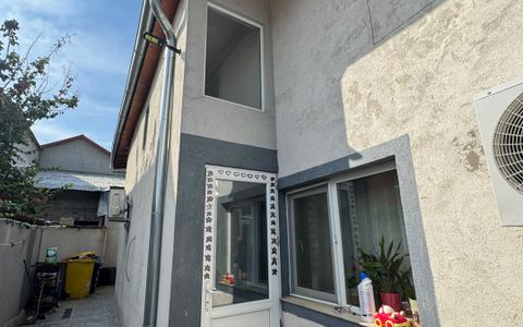Casa spatioasa P+M | 7 camere | 150 mp utili | Curte amenajata | Rahova