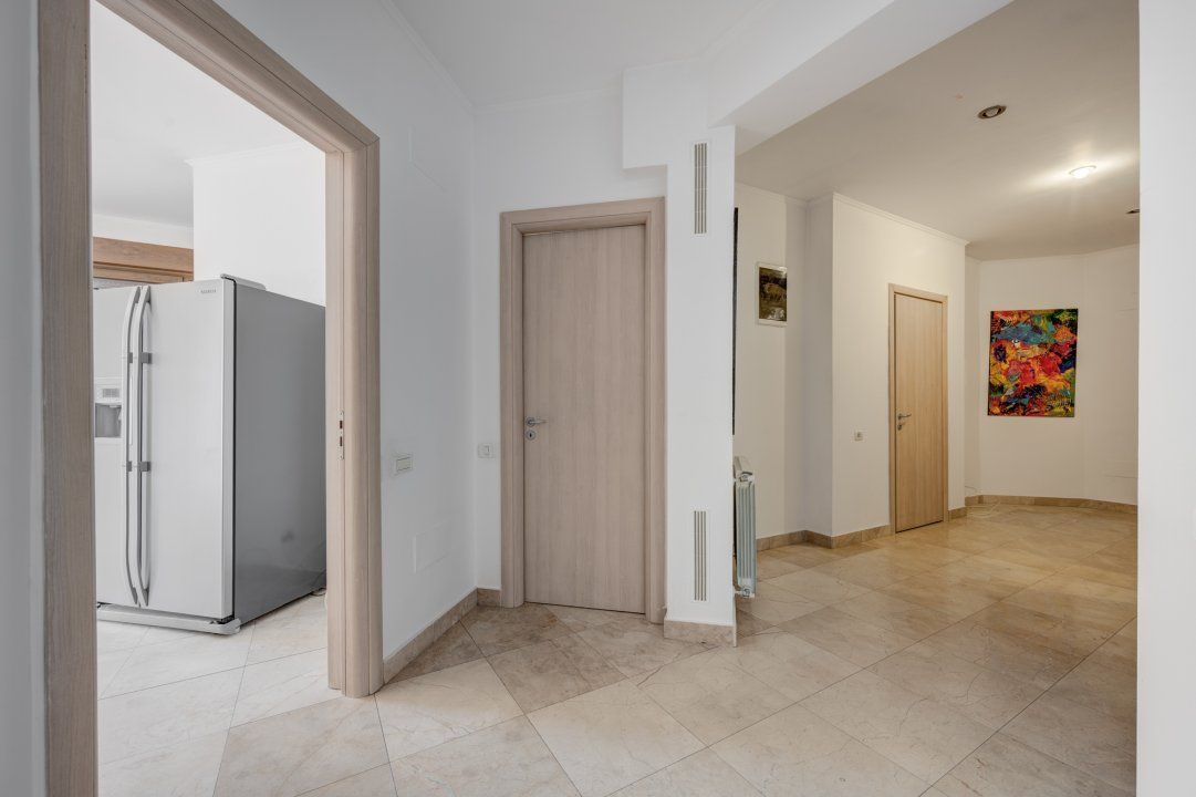 Exclusivist! Penthouse 5 camere, 287 mp + terasă 195 mp, Herăstrău – fotografia 17 din 55