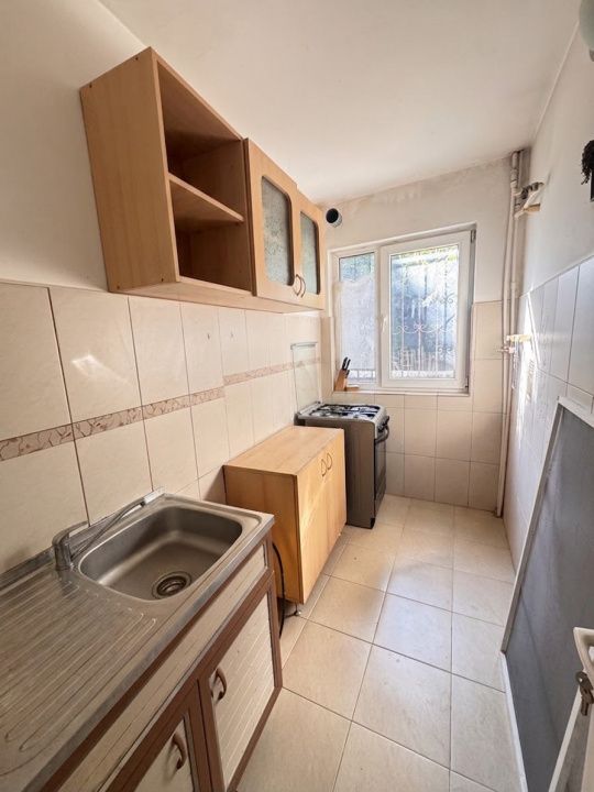 Apartament 2 camere semidecomandat, Constanța – KM 4-5 | 38 mp + boxă – fotografia 4 din 8