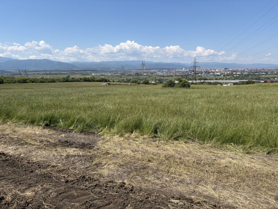 Teren lângă Sibiu zona Dealul Daii – fotografia 1 din 8