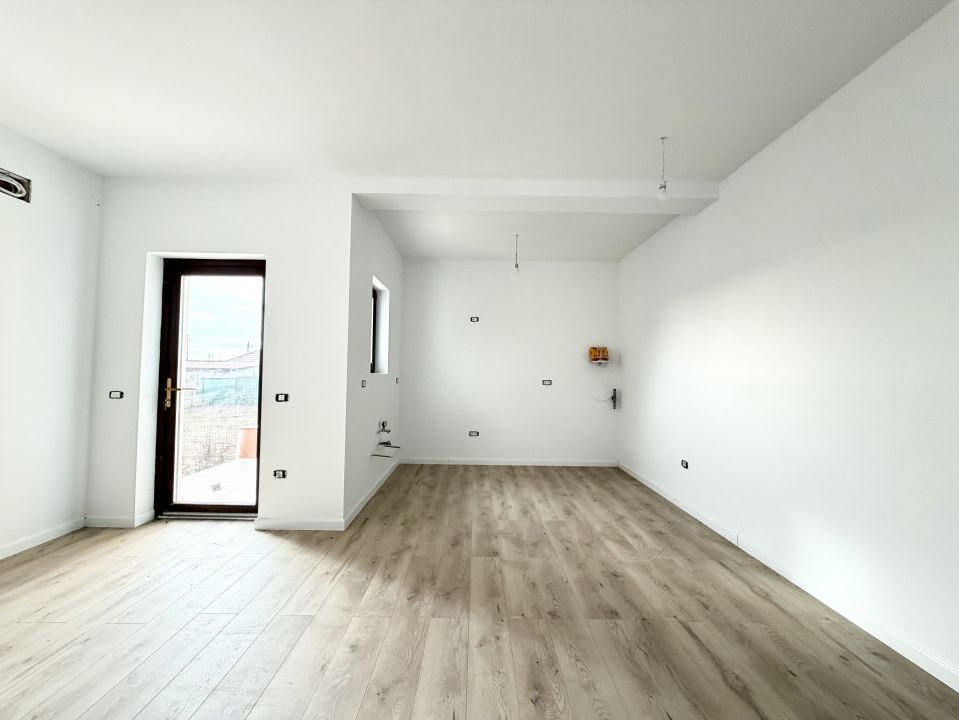 Duplex modern cu 3 camere, 70 mp utili, 250 mp teren - Sanandrei – fotografia 3 din 8